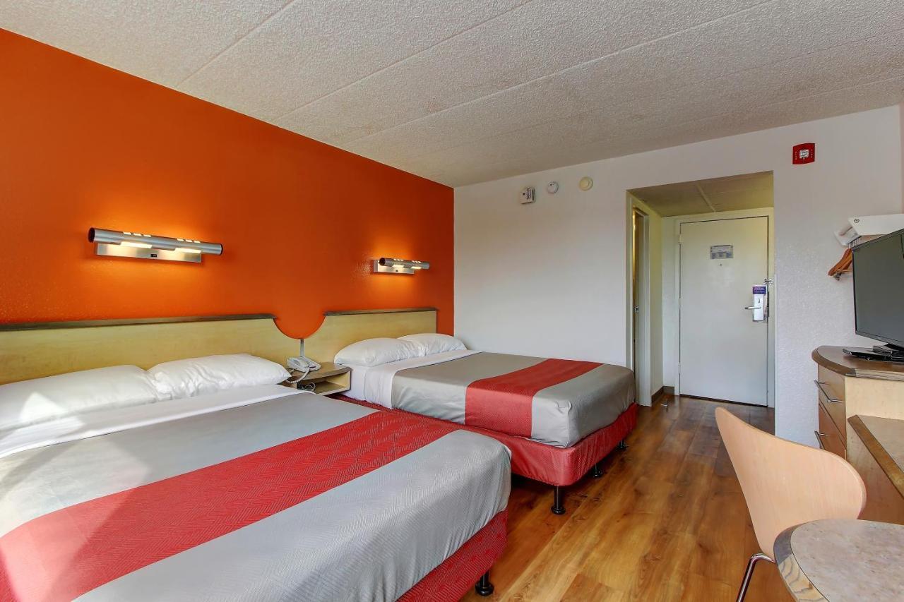 Motel 6-York, Pa - North Room photo